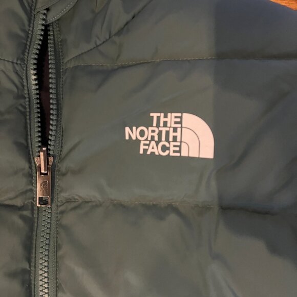 North Face Reversible Sage Green/Black Puffer Jacket Size 10 - Picture 2 of 9